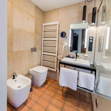 Zamek Topacz Hotell 4*