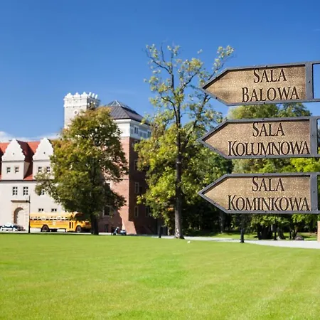 호텔 자메크 토파츠 Wysoka (Wroclaw)