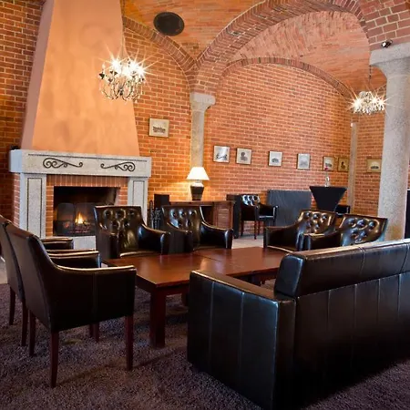 호텔 자메크 토파츠 4*