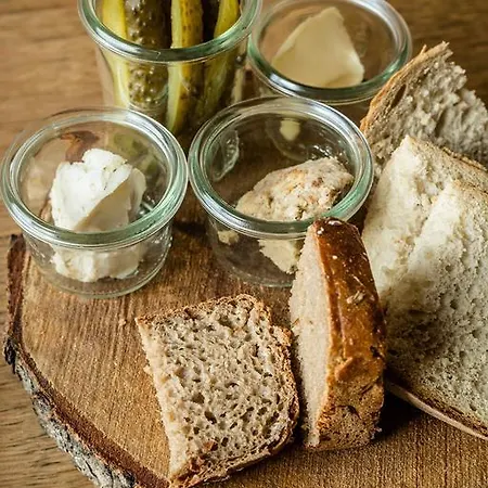 Hotel Zamek Topacz 4*