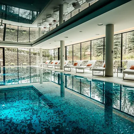 Zamek Topacz 4* Wysoka (Wroclaw)