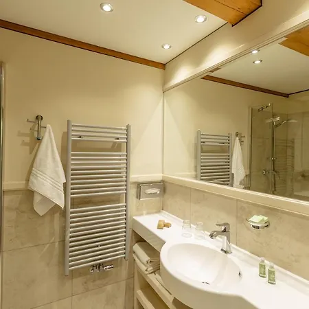 Zamek Topacz 4* Wysoka (Wroclaw)