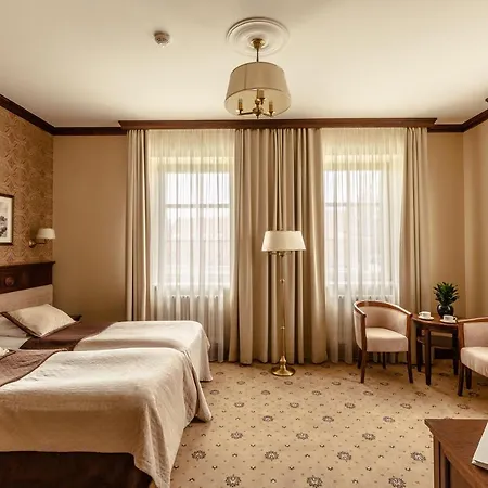 Hotel Zamek Topacz Wysoka (Wroclaw)