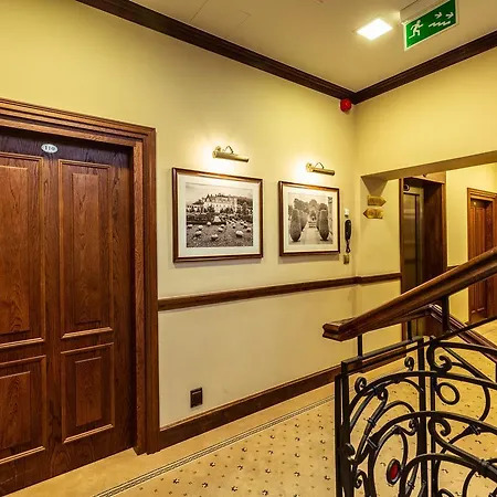 Hotel Zamek Topacz 4*