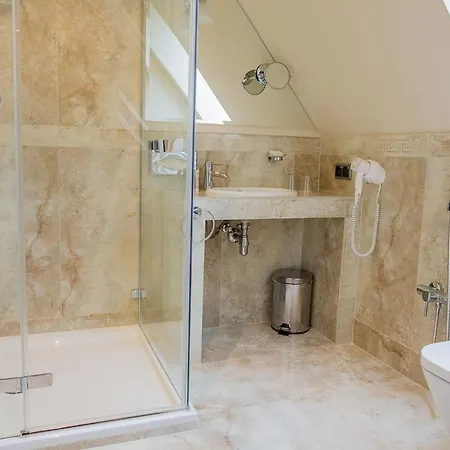 Zamek Topacz 4* Wysoka (Wroclaw)