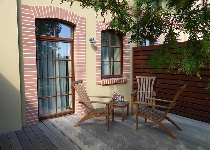 Hotel Zamek Topacz Wysoka (Wroclaw)