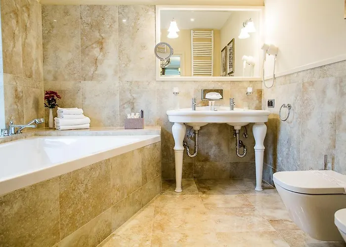 Zamek Topacz Hotel 4*