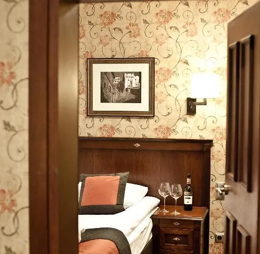 Zamek Topacz 4* Wysoka (Wroclaw)