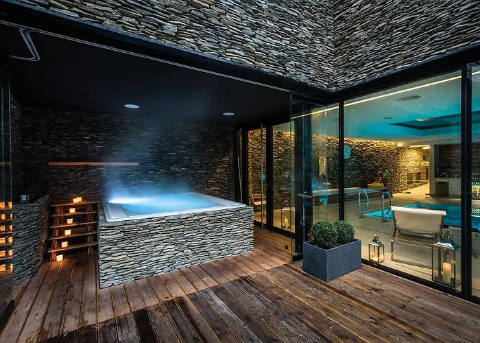 Zamek Topacz 4* Wysoka (Wroclaw)