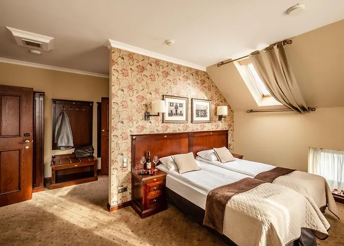 Zamek Topacz 4* Wysoka (Wroclaw)