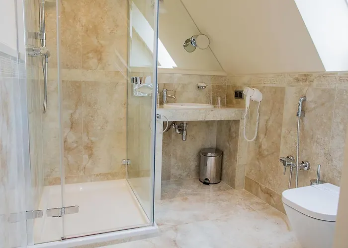 Zamek Topacz 4* Wysoka (Wroclaw)