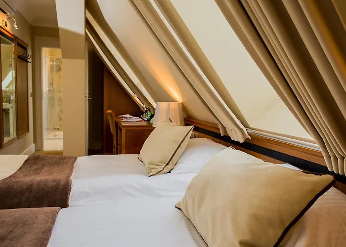 Zamek Topacz 4* Wysoka (Wroclaw)